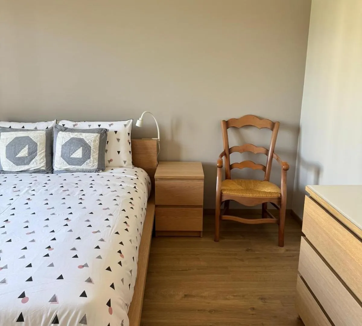 Le Sonise - Spacious Family Apartment With Balcony Garden And Parking Spac Aix-les-Bains France