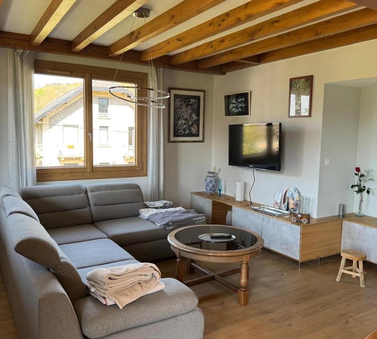 Le Sonise - Spacious Family Apartment With Balcony Garden And Parking Spac Aix-les-Bains