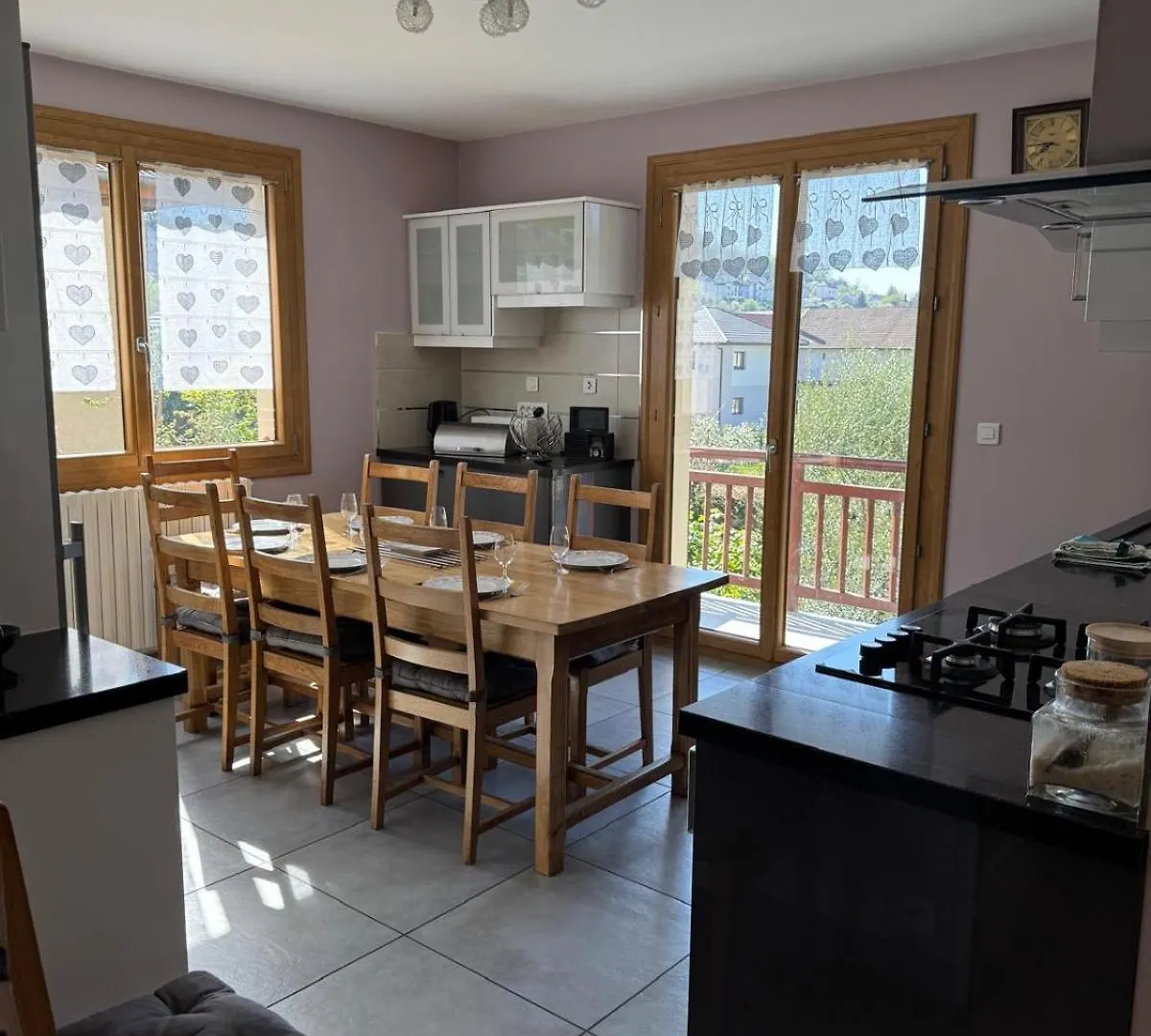 Le Sonise - Spacious Family Apartment With Balcony Garden And Parking Spac Aix-les-Bains